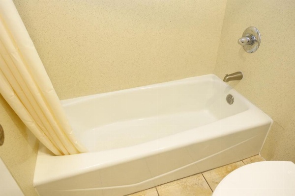 Tropic Lodge image 19